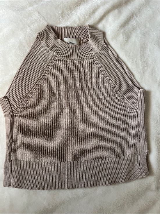 Wilfred Tops - Wilfred sleeveless knit mock neck top in light taupe